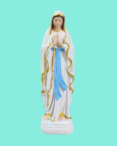Religious: Blessed Virgin Mary Statue