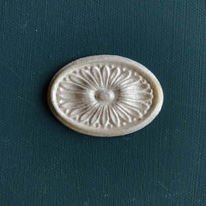 Rosettes: Petite Floral Oval, Rosette - R74