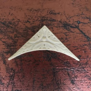 Corners: Leaf Corner - C6 (a pair)