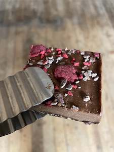 Fruit Food Bars: Black Doris Raw Slices - Chocolate Truffle