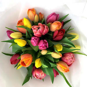 Mothers Day Flowers: Mother's Day mixed Tulip bouquet