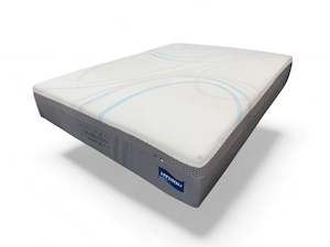 Clearance: Calibration Hybrid Queen Mattress