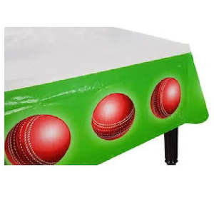Cricket Party: Howzat! Cricket Ball Tablecover