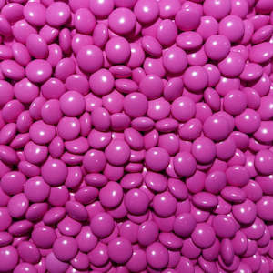 Chocolate: Candy Buttons Pink