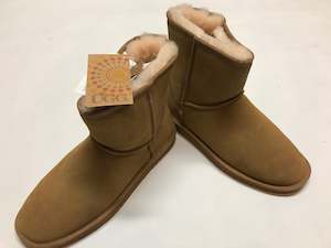 Footwear: Crosby Ugg Jackaroo