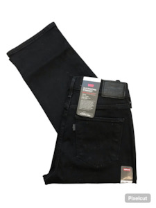 Womenswear: Levi's 314 Shaping Straight