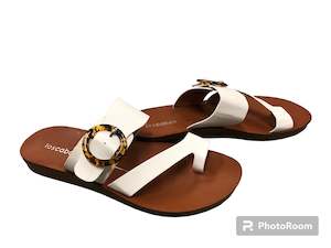 Womens Footwear: Loscabos Dotsie