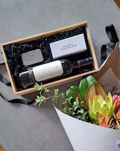 Sweet salty + sharp gift box + Bouquet