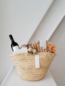 Christmas Gift Boxes Nz: Golden Christmas Market Basket