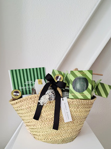 Gift Baskets Gift Boxes Nz: Mr Grinch Gift Basket
