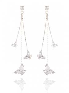 Accessories: BEAUTIFUL EARTH Flutterby Earrings