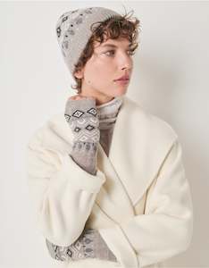 Accessories: THE WHITE COMPANY Wool Blend Fairisle Beanie & Wrist Warmer Set