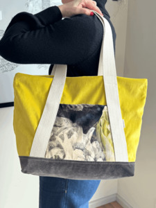 Products: B&B City Tote - Tarte au citron - Burlap & Bright
