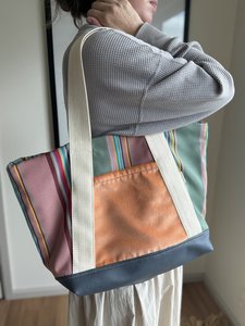 Products: B&B City Tote - Over the rainbow - Burlap & Bright