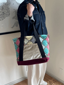 Products: B&B City Tote - Liquid Gold Jewel - Burlap & Bright