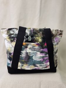 Products: B&B City Tote - Peacock Pride - Burlap & Bright