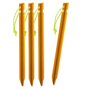 Camping: Tarp Stakes