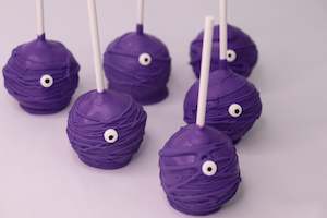 Halloween: Halloween Treat Box - Cake Pops