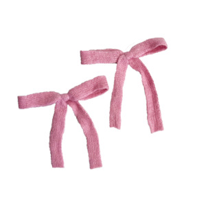 Last Pieces: Gala Knitted Bows in Barbie Girl