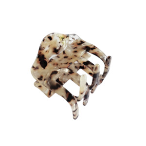 Vivienne in Classic Tortoiseshell