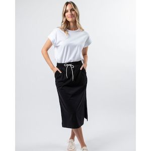 Skirts: Essential skirt black (Last one size 8)