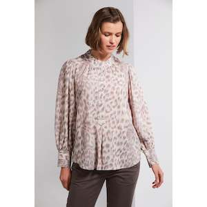 Lania: Snow print shirt