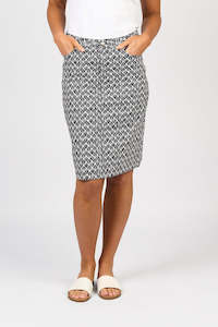 printed lightweight skirt fan