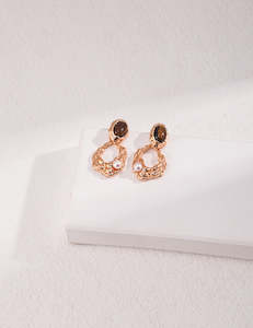 Jewlery: Tiger eye stone earrings