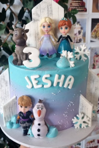 Kids Cakes: Custom Cakes