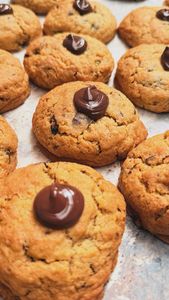 Cookies: choco chip cookies