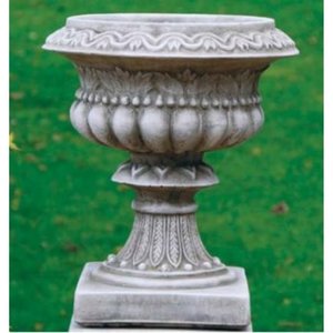 Dragonstone Moreton Urn - California Home & Garden