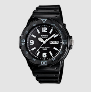 Casio: Casio 100m WR analogue watch