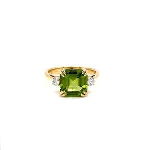 Coloured Stone Rings: Emerald Cut Peridot Ring - 9ct YG - Filigree