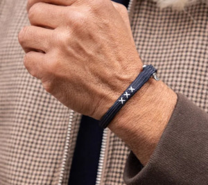 Pig And Hen: Coat of Arms - Vicious Vik - Navy | Silver - XL