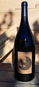 Red: 2012 La Luna Magnum