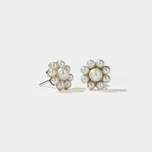Pearl Jewellery: MEADOWLARK - Sterling Silver Freshwater Pearl Emile Stud Earrings