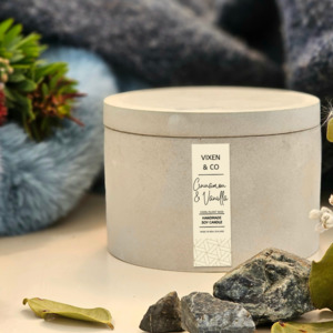 Luna Candle 350g: LUNA - Cinnamon & Vanilla