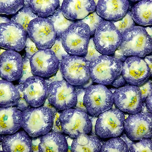 Christmas Lollies: Freeze Dried Boysenberry Krisps