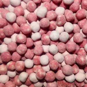 Red Lollies: Cherry Bonbons