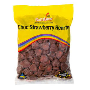 Chocolate Coated Strawberry Hearts (1kg Bag)