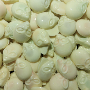 Mayceys White Chocolate Aliens 192pcs