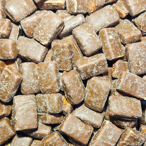 Rainbow: Rainbow Pineapple Chunks 1kg