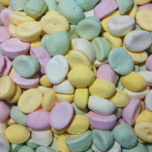 Rainbow: Rainbow Assorted Puffs 1kg