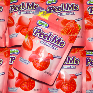 Novelties: Peel Me Strawberry 65g (24pcs)