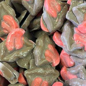 Chocolate Strawberry Choc Lips