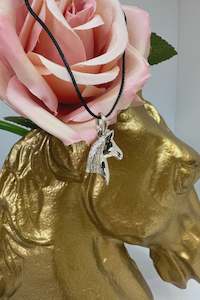 KEEPSAKE STERLING SILVER HORSE HEAD PENDENT P266