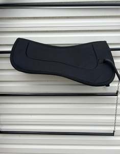 Saddle Blankets Pads: Half Pads