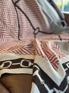 Knitted Blanket – Grey/Ochre