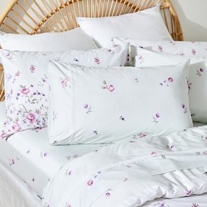 Products: Royal Albert Rose Confetti Sheet Set