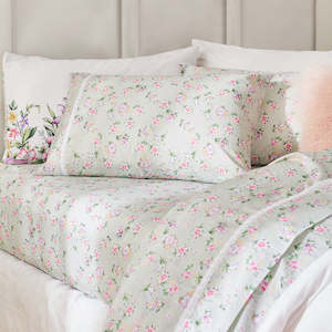 Royal Albert Spring Meadow Sheet Set